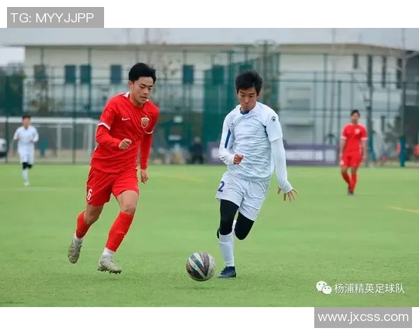 中国现役足球明星风采展现与未来发展前景分析 中国现役足球明星风采展现与未来发展前景分析