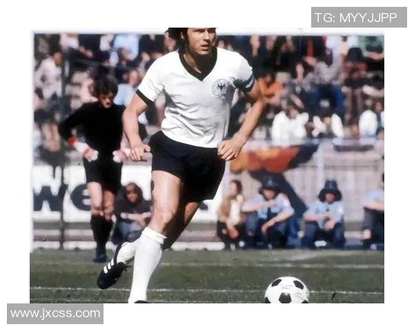 全球足球巨星盘点他们的成就与影响力解析 全球足球巨星盘点他们的成就与影响力解析