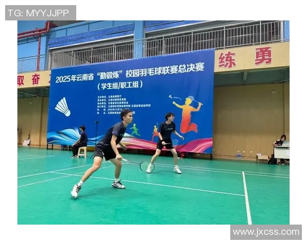 广州羽毛球队与重庆羽毛球队速度对决赛后分析与总结 广州羽毛球队与重庆羽毛球队速度对决赛后分析与总结