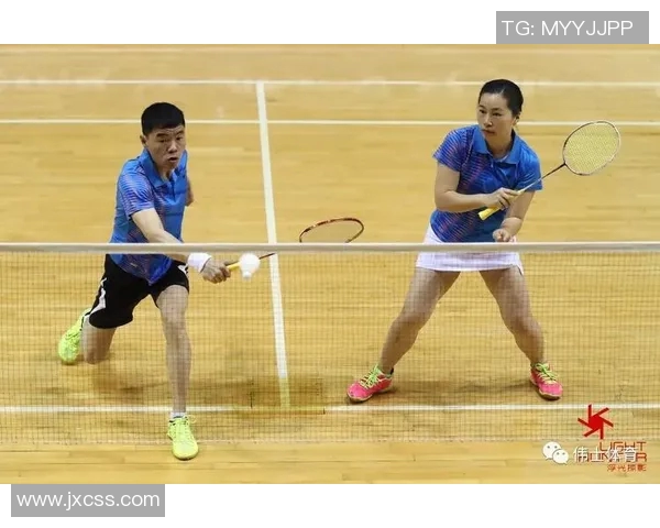 成都羽毛球队的阵地战体系与羽毛球战术的深度解析与应用探讨 成都羽毛球队的阵地战体系与羽毛球战术的深度解析与应用探讨