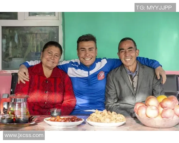 新疆足球之旅:那些曾造访这片土地的足球明星们 新疆足球之旅:那些曾造访这片土地的足球明星们